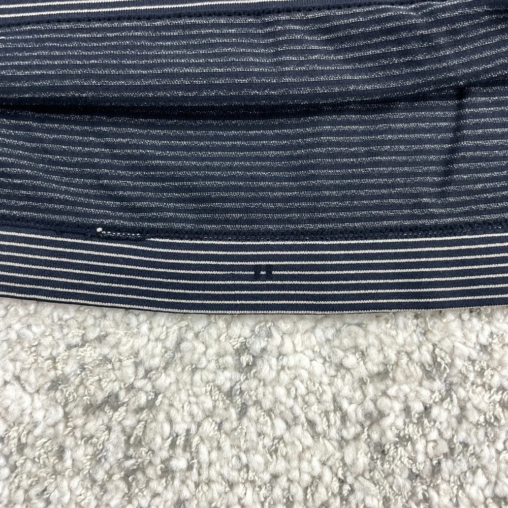 Lululemon Top Womens 6 Shirt Cap Sleeve Tee Striped Black White Training Stretch